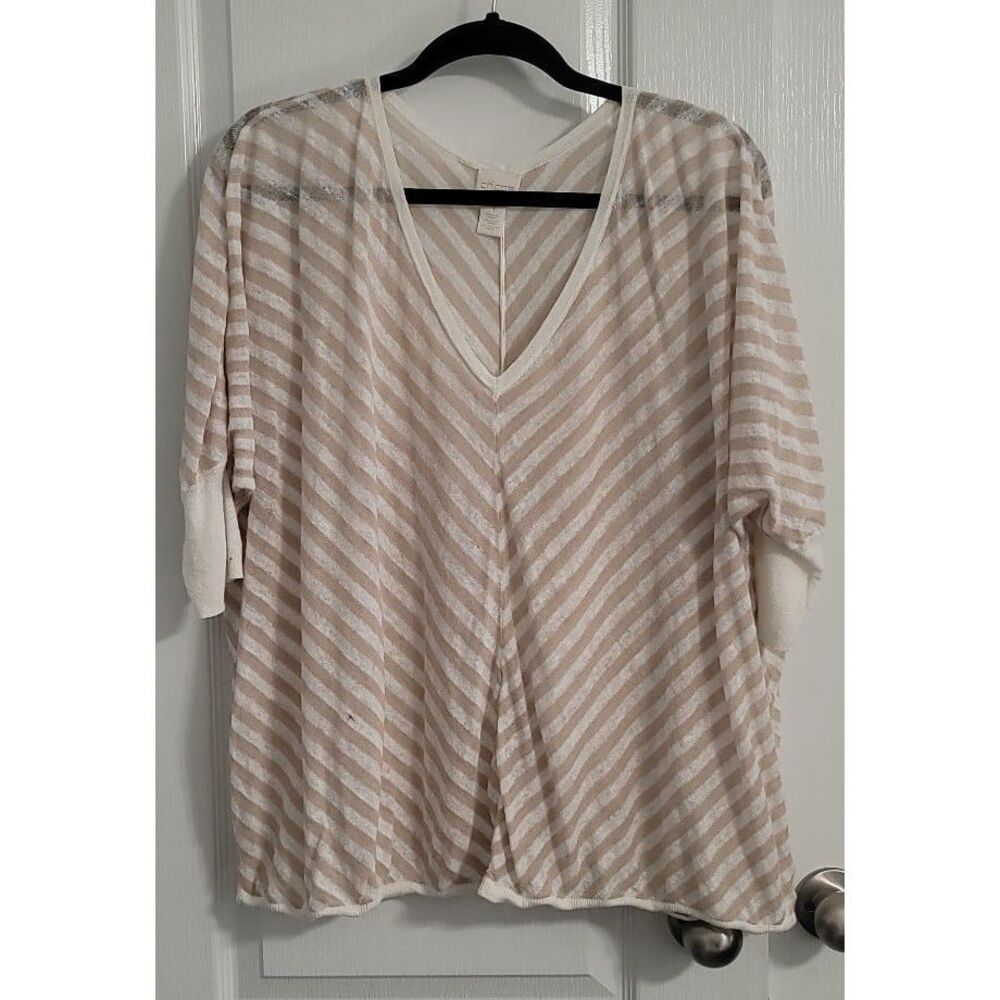 Chico's Beige and White Striped Top size 1 . This is equivalent‎ to a Medium
